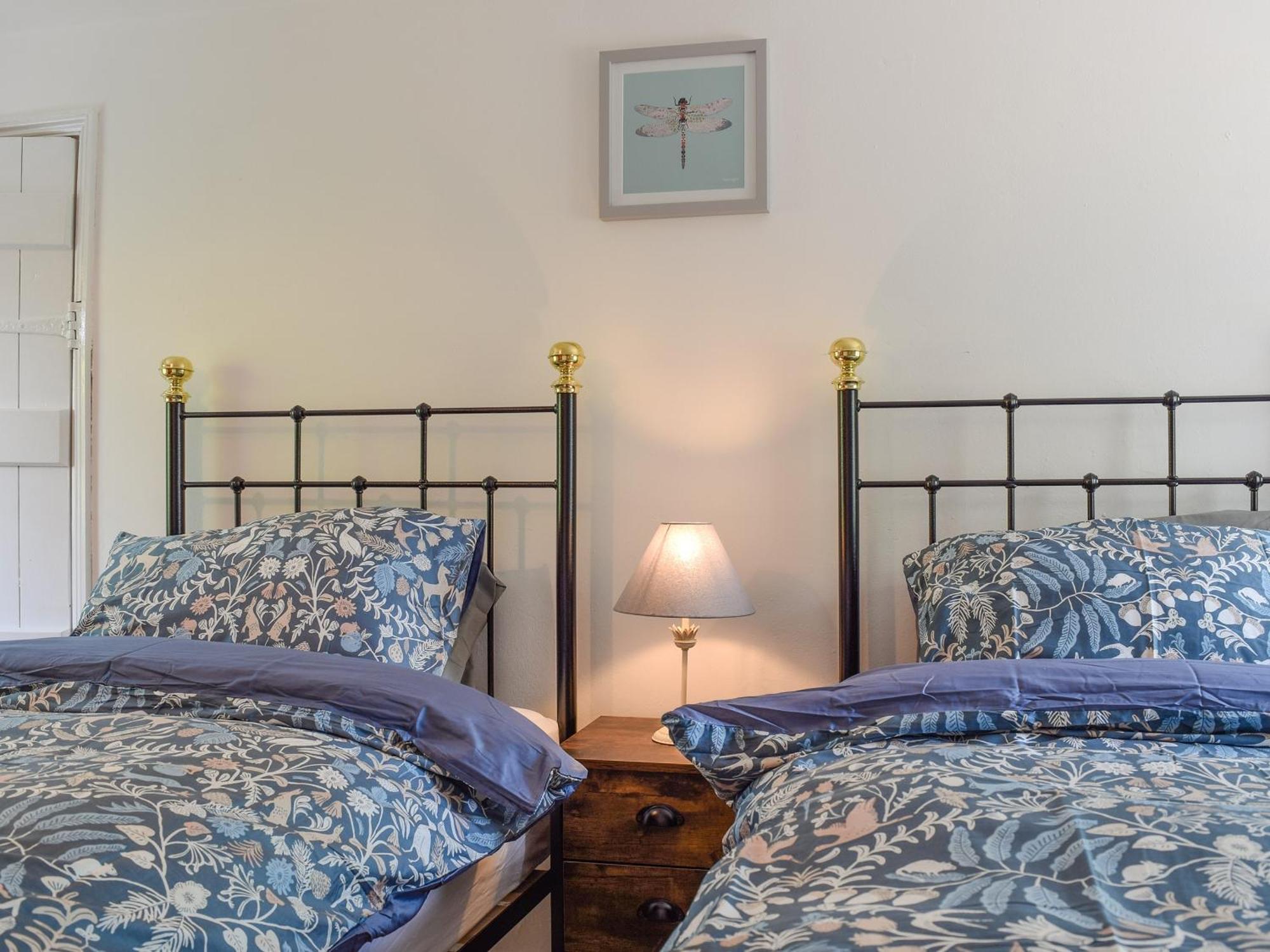 Wayside Cottage Adstock Екстериор снимка