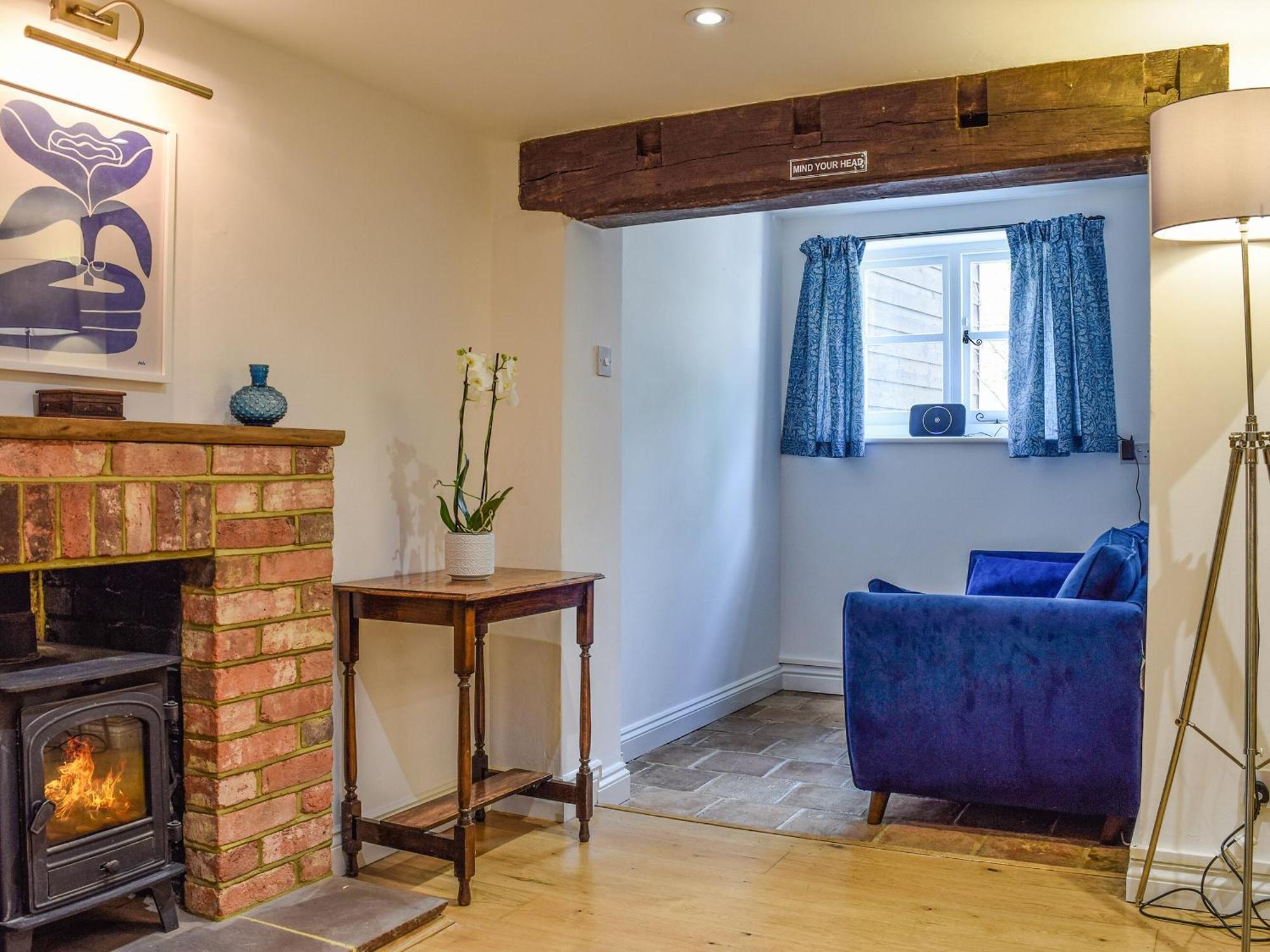 Wayside Cottage Adstock Екстериор снимка