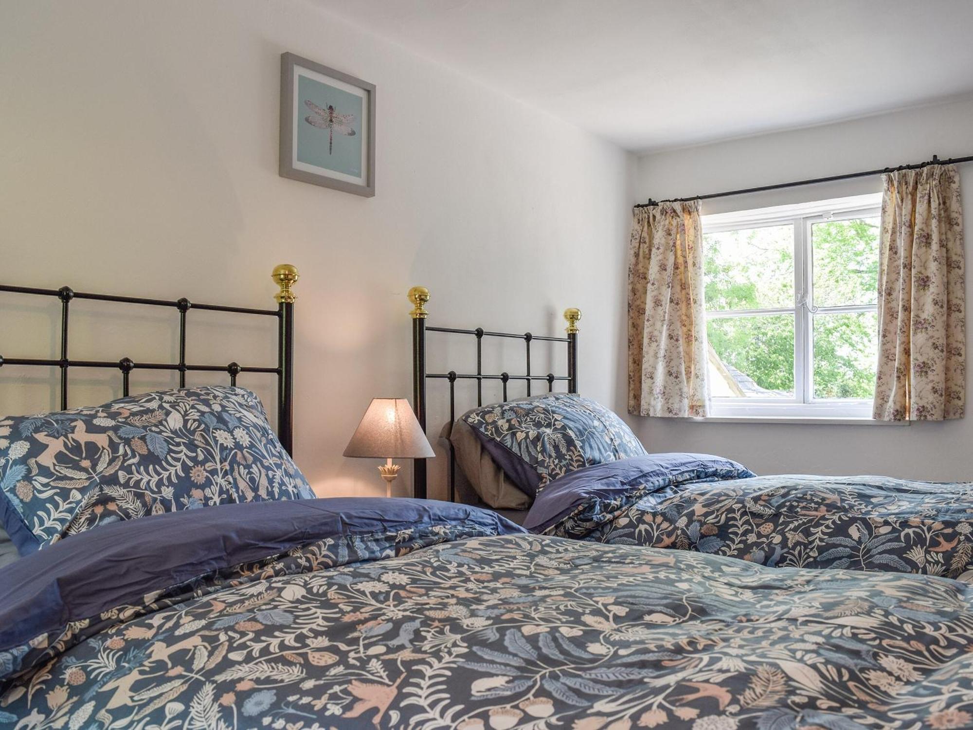 Wayside Cottage Adstock Екстериор снимка