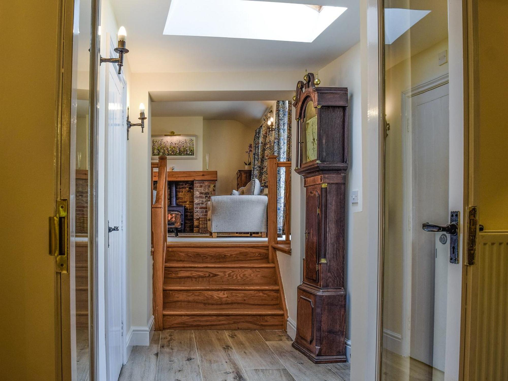 Wayside Cottage Adstock Екстериор снимка